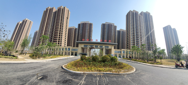 1629688322825206.jpg 安徽泗县虹运家园项目竣工场景图.jpg