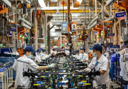 金融精准滴灌先进制造 构建现代化产业体系