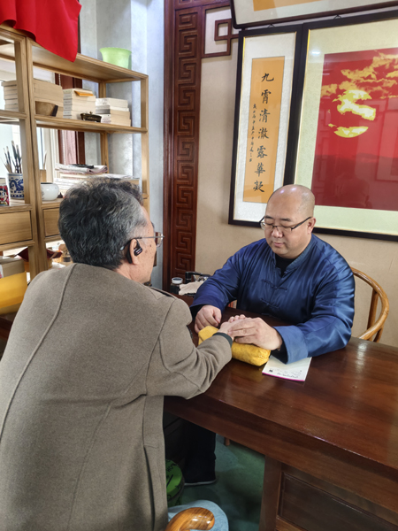 医心向基层：朱卫兵与新时代健康中国的行医之路