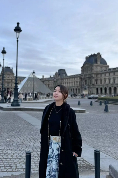 松岩深处见古意——徐妍蓁《松巖策蹇圖》将于香港苏富比上拍