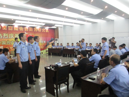 陈文等三位高速交警向党组织提交入党生情书