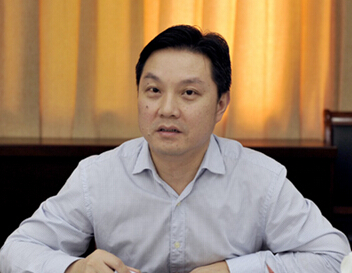 龙春舒