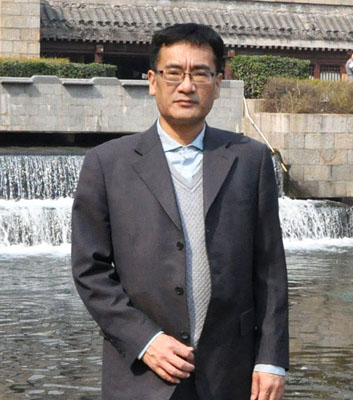 李承孝