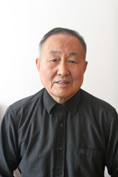 袁明高