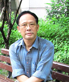 谢秉初