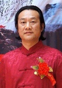 任麟
