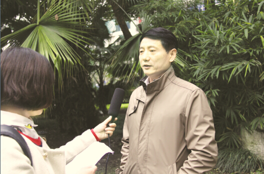 董观志教授