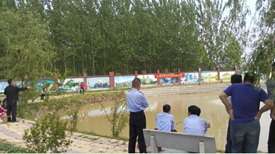 金黄庄矿业公司职工钓鱼比赛现场一角