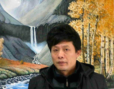 何明亮