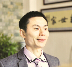 严斌