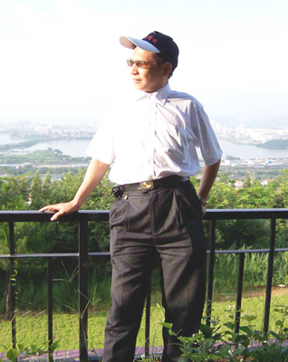 贺泉