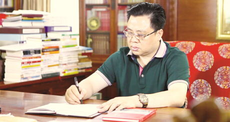 泽东集团董事局主席、党委书记 