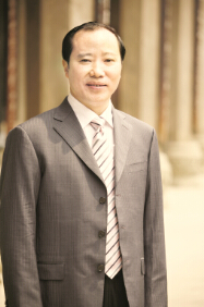 ●茅台集团公司董事长、茅台酒股份公司董事长袁仁国