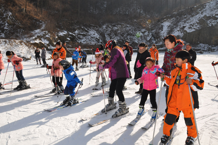 洛阳伏牛山滑雪场