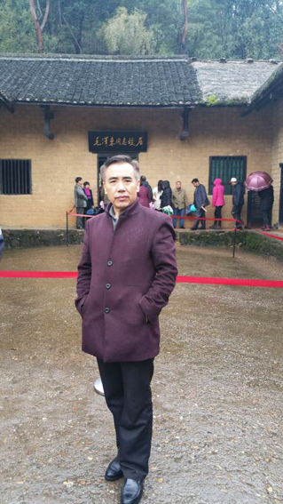 军旅书画家安茂水参观毛主席故居