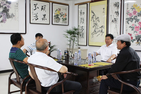 华玉建筑于2016年5月2日为于天忠成立书画工作室