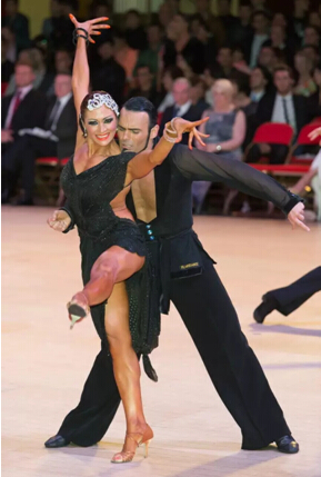  亚历山大•安娜