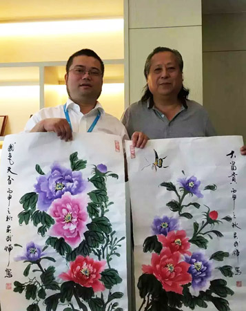 书画家吴国辉应邀参加上海富明银行开业仪式