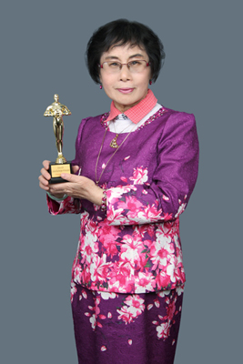 荣获“小金人”奖