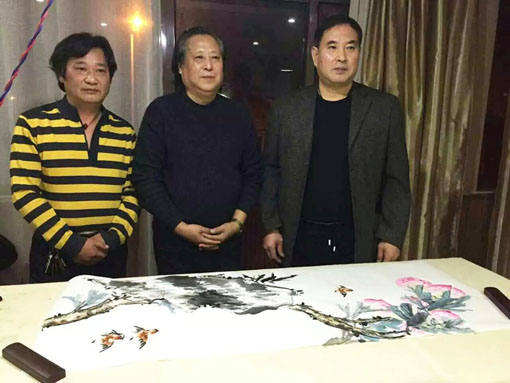当代书画名家吴国辉参加大美溱湖迎金鸡年岁尾笔会