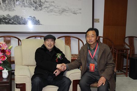 原中央组织部办公室主任、中国书法家协会副秘书长、中国书协顾问、刻字研究会会长、现为中国文联书画艺术中心顾问、艺术品中国资深艺术顾问、著名书法家:权希军先生 原中央组织部办公室主任、中国书法家协会副秘书长、中国书协顾问、刻字研究会会长、现为中国文联书画艺术中心顾问、艺术品中国资深艺术顾问、著名书法家:权希军先生