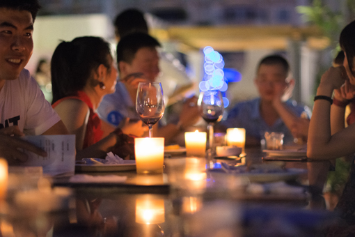 浪漫酒会