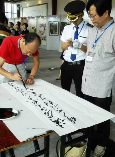 四川宜宾“古建与书画之美”——薛稳发老师现场创作