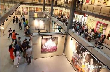 之上：2017当代艺术先锋展