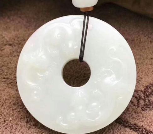 君子无故，玉不去身