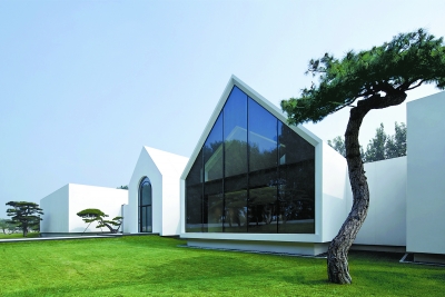 松美术馆开幕 首展从梵高到中国当代艺术