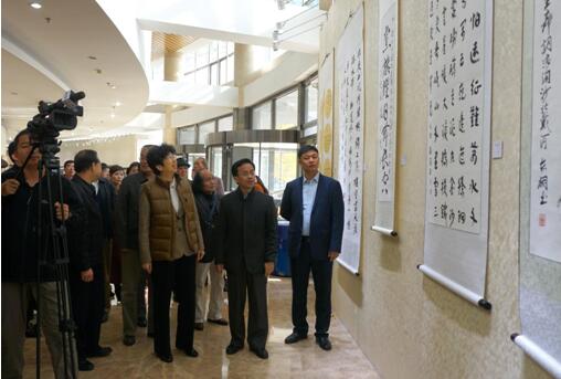 高明柱应邀参加在中国文联文艺家之家举办的“庆祝十九大不忘初心跟党走 企业优秀书画作品展”