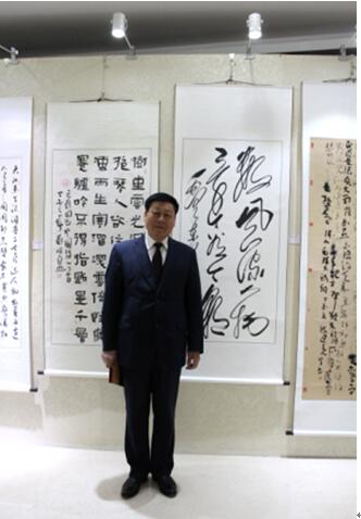 高明柱应邀参加在中国文联文艺家之家举办的“庆祝十九大不忘初心跟党走 企业优秀书画作品展”