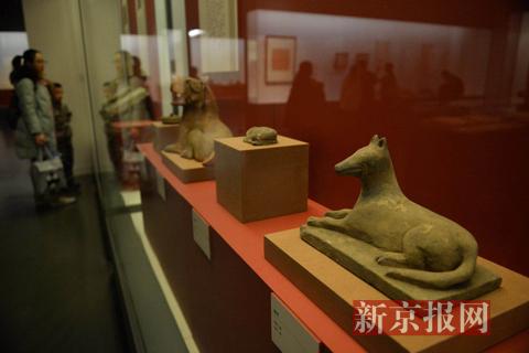 国家博物馆办瑞犬纳福馆藏文物展览