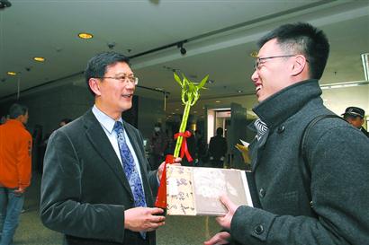 访履新千日的上海博物馆馆长杨志刚