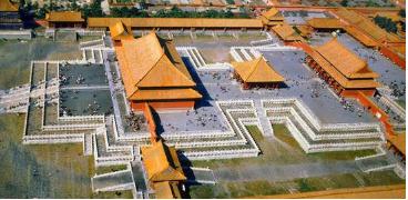 故宫三大殿周围为何没有一棵树