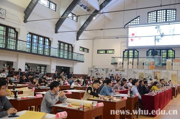 书写新时代，丹青绘初心。4月1日，第十四届“楚风杯”大学生书画大赛暨第三十三届大学生樱花笔会决赛暨颁奖典礼在我校举行。