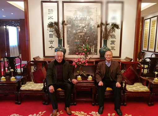 牛芳茂和王学良书记合影