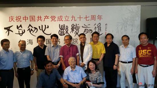 “不忘初心 继续前进”上海中国书法院院展开幕