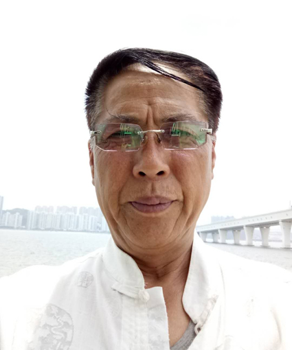 董光辉