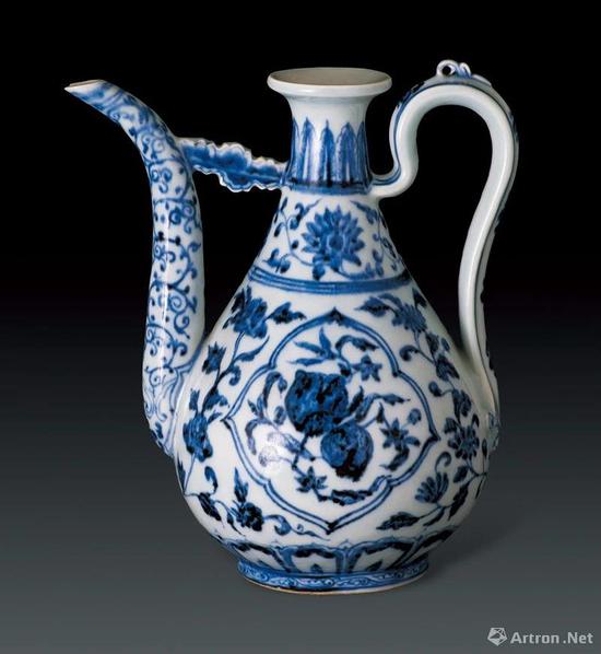 青花瓷中的外来血液