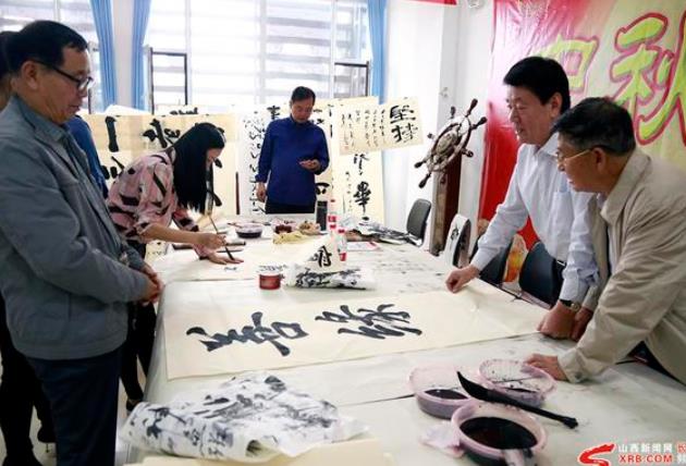 丹桂飘香 墨润中秋——长治何康白癜风专科医院2018“中秋笔会”隆重举行