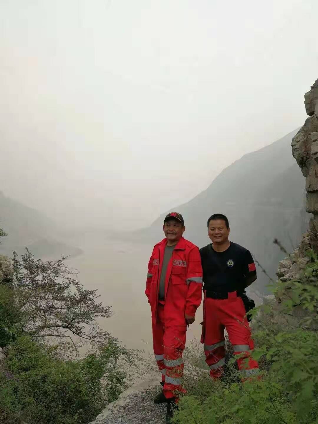 庆祖国70华诞 致敬母亲河