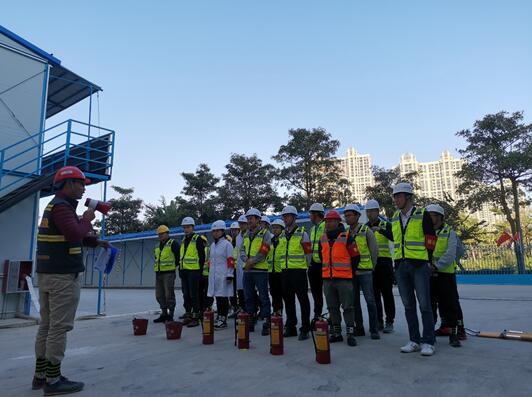 湛江市东盛路公租房项目开展消防应急演练活动